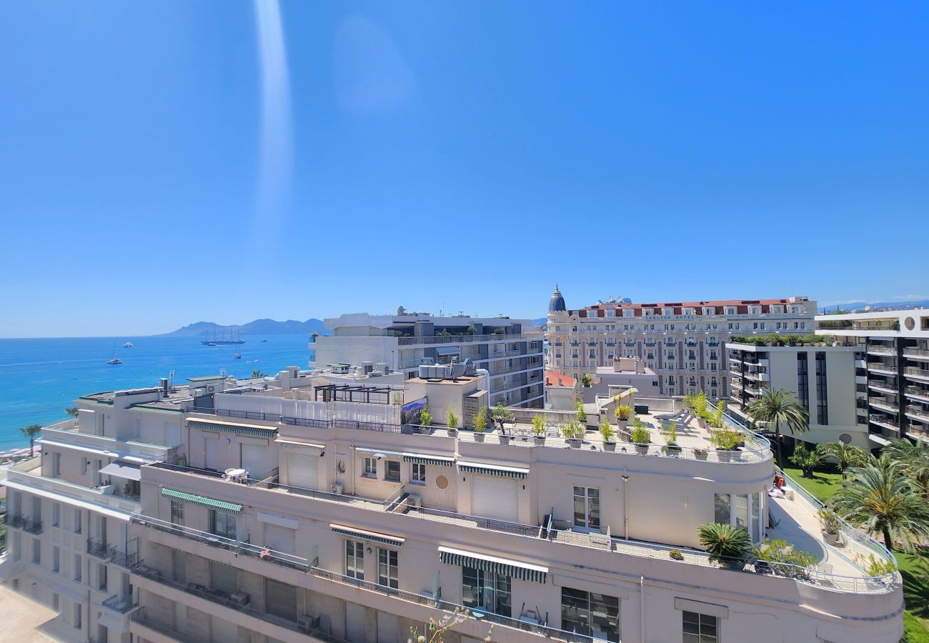 Studio à Cannes - Magnifique studio sur la Croisette - 50m des plages