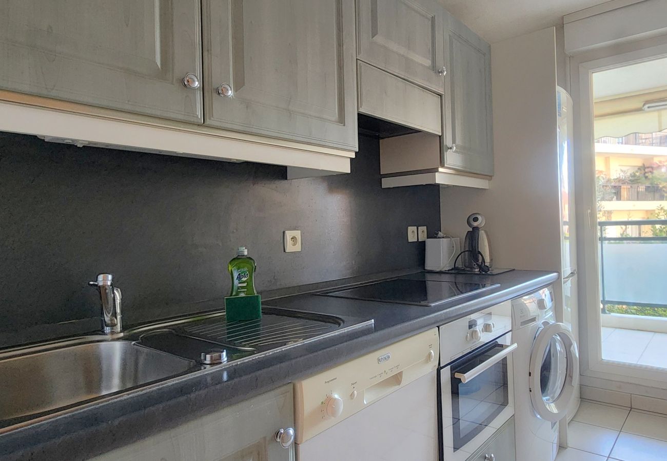 Appartement à Cannes - 3p climatisés centre Cannes - Parking