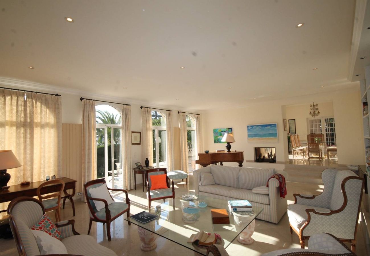 Villa à Cannes - Villa 5ch centre Cannes avec piscine privée