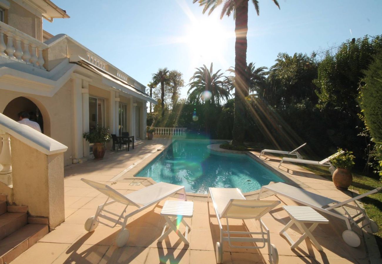 Villa à Cannes - Villa 5ch centre Cannes avec piscine privée