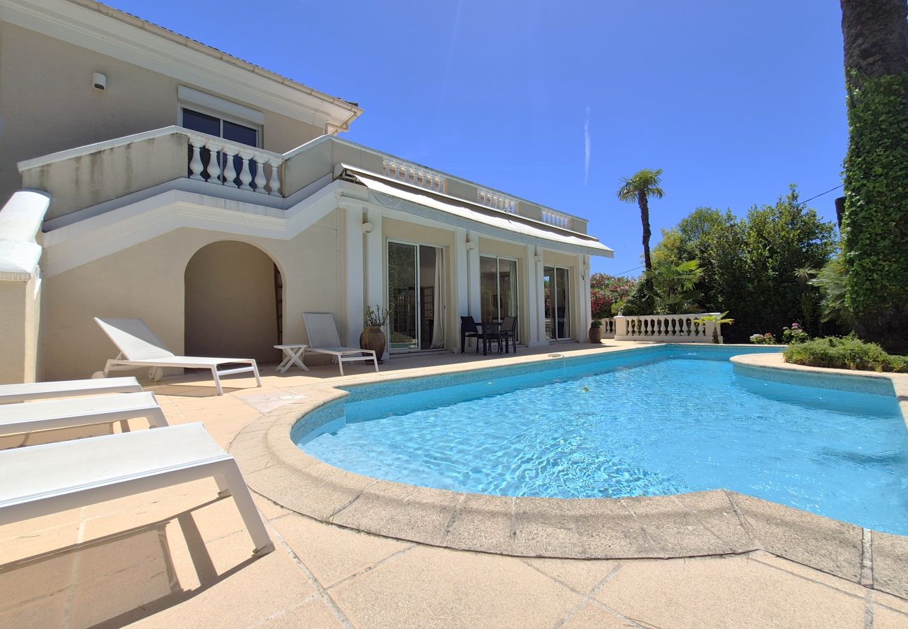 Villa à Cannes - Villa 5ch centre Cannes avec piscine privée