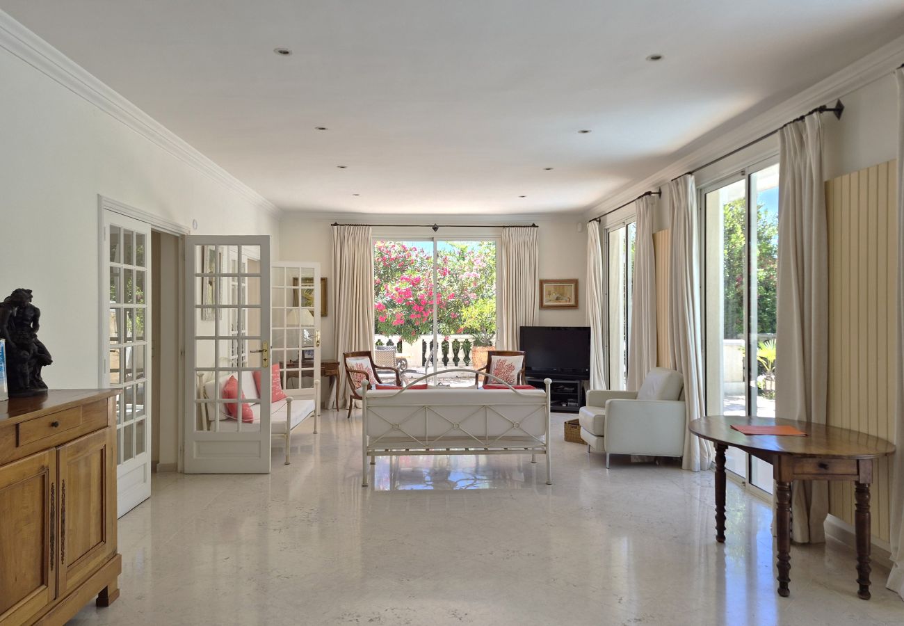 Villa à Cannes - Villa 5ch centre Cannes avec piscine privée