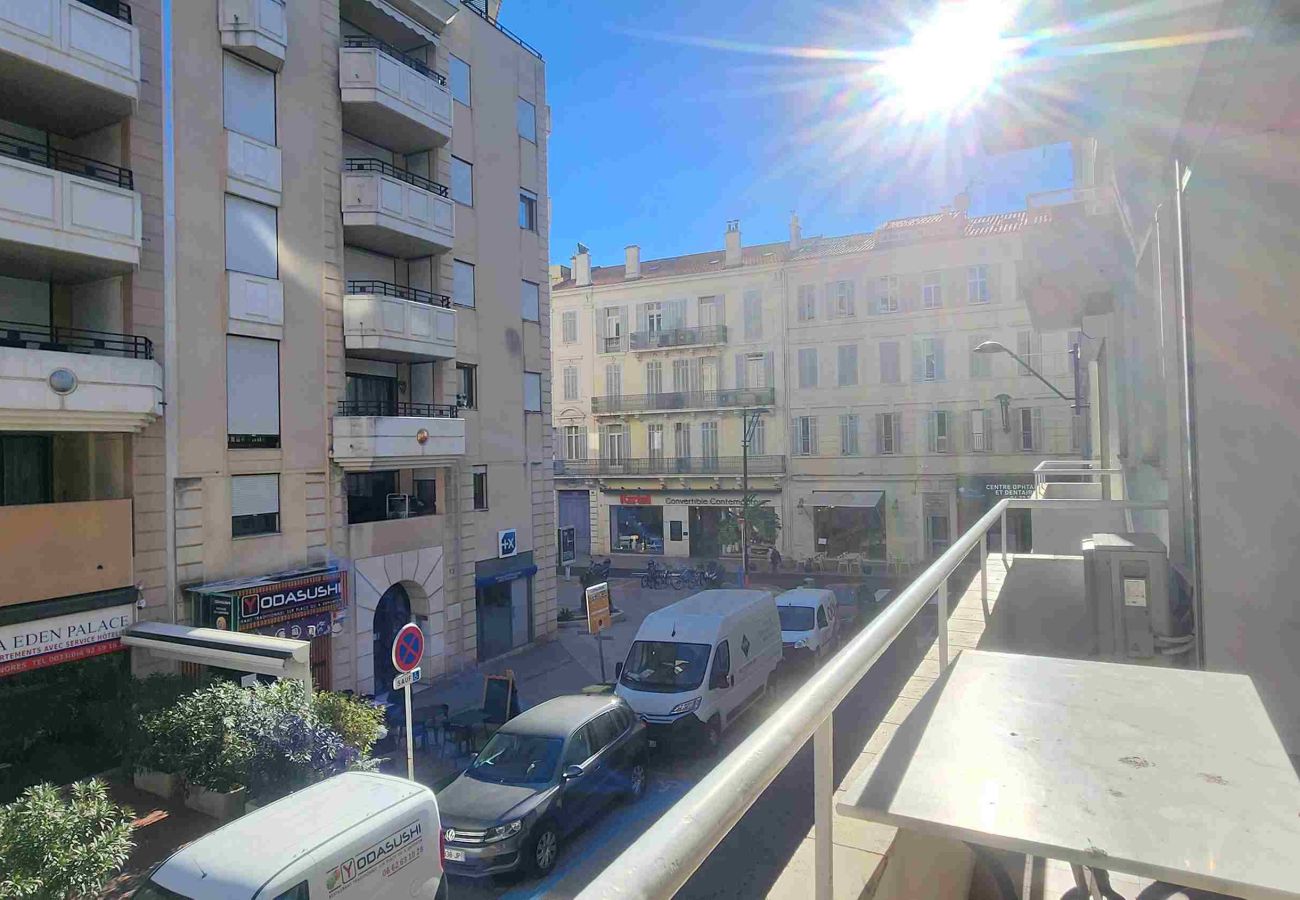 Appartement à Cannes - Charmant 2p centre Cannes avec terrasse - 300m des plages