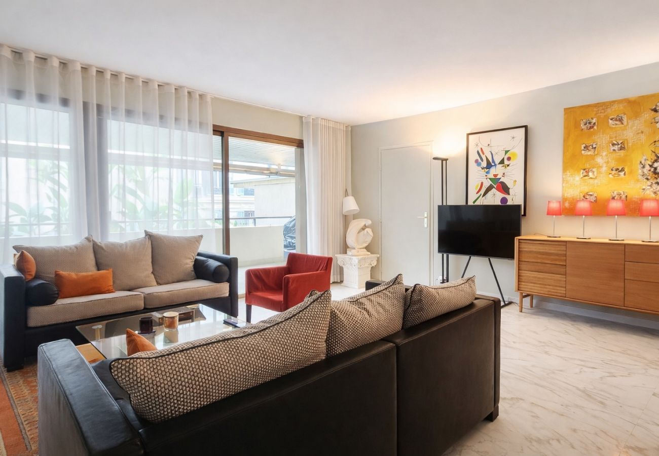 Appartement à Cannes - 3 pièces au centre de Cannes - 50m de la Croisette