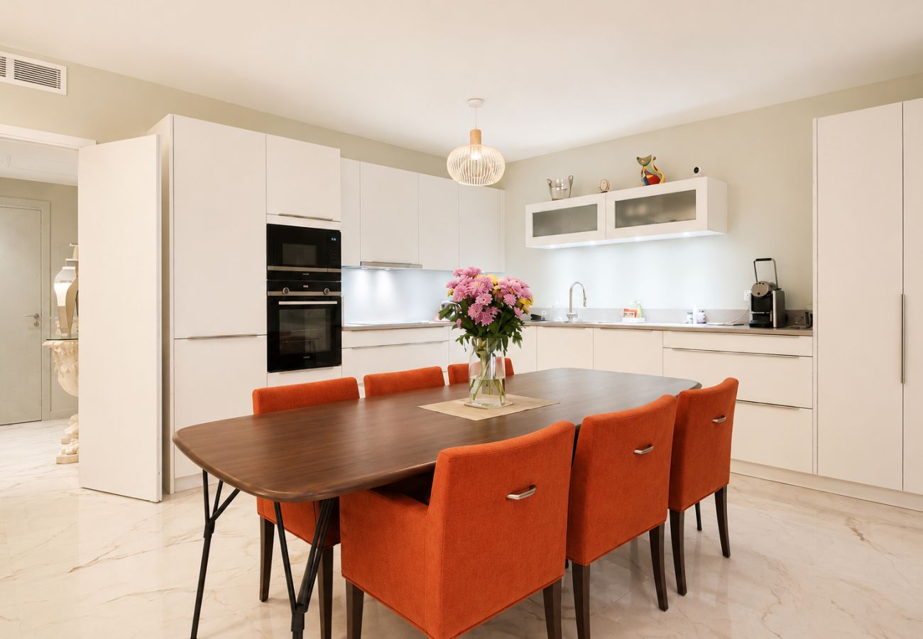 Appartement à Cannes - 3 pièces au centre de Cannes - 50m de la Croisette