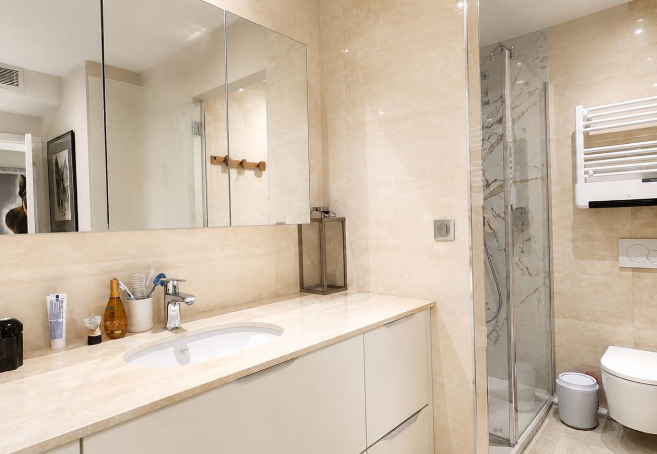 Appartement à Cannes - 3 pièces au centre de Cannes - 50m de la Croisette