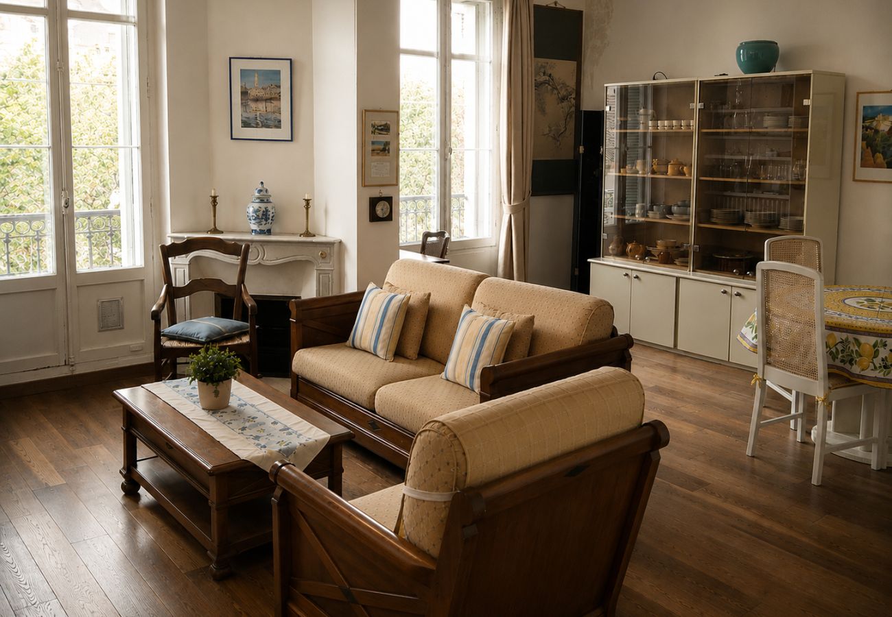 Appartement à Cannes - 2p au centre de Cannes - 700m du palais et de la Croisette