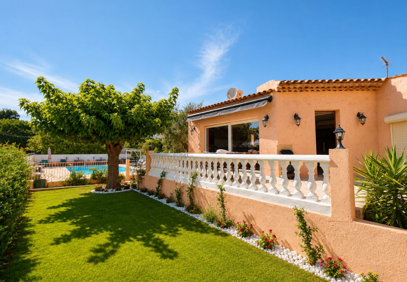 Villa à Mandelieu-la-Napoule - Luxueuse villa 8 ch climatisées avec piscine privée sur les hauteurs