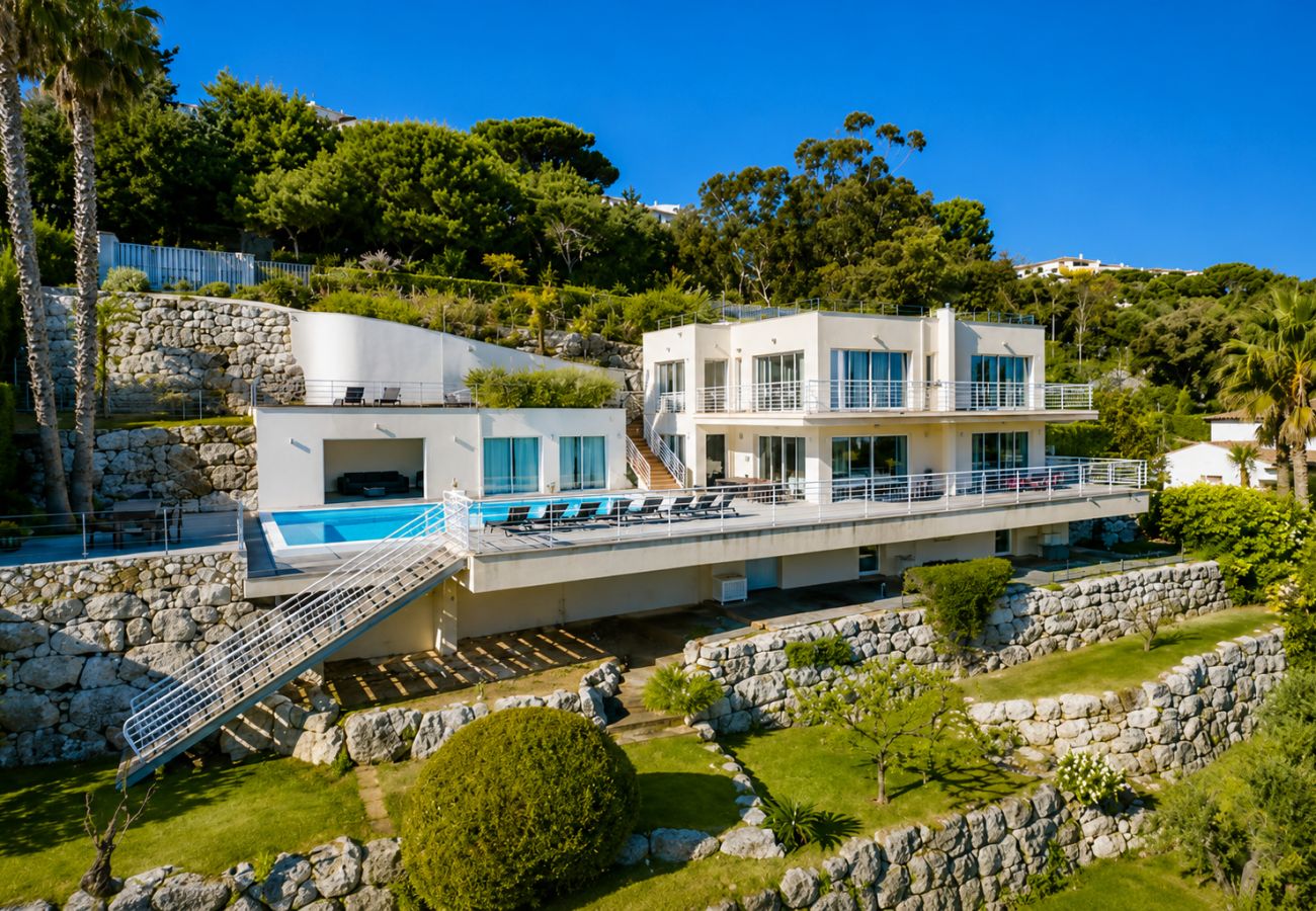 Villa à Vallauris - Villa 6ch vue mer panoramique et piscine - Super Cannes